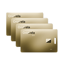 Cuatro tarjetas localizadoras doradas Ondrela apiladas — el pack más popular